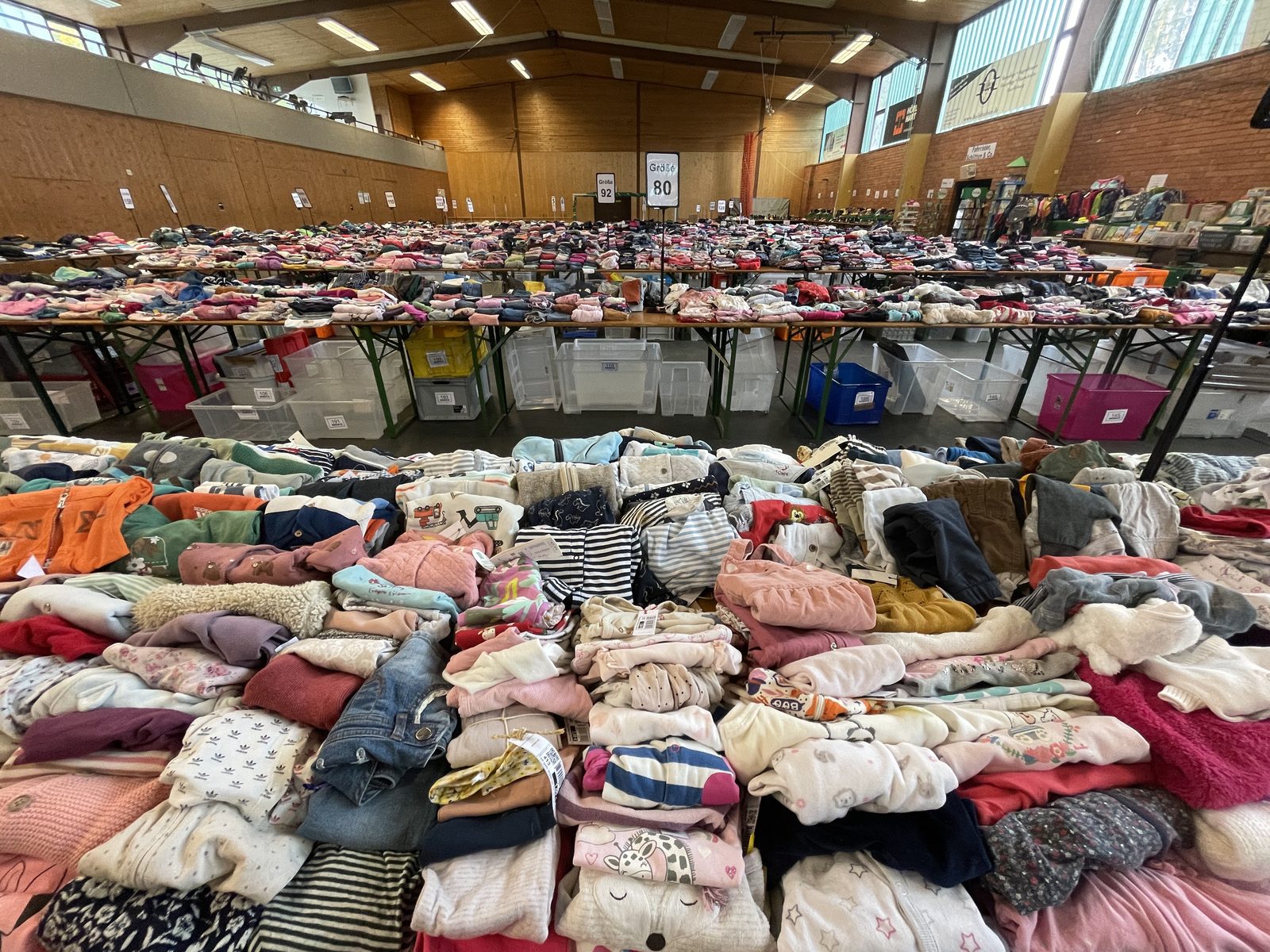 Vorbereitung der Ware beim Aufbau